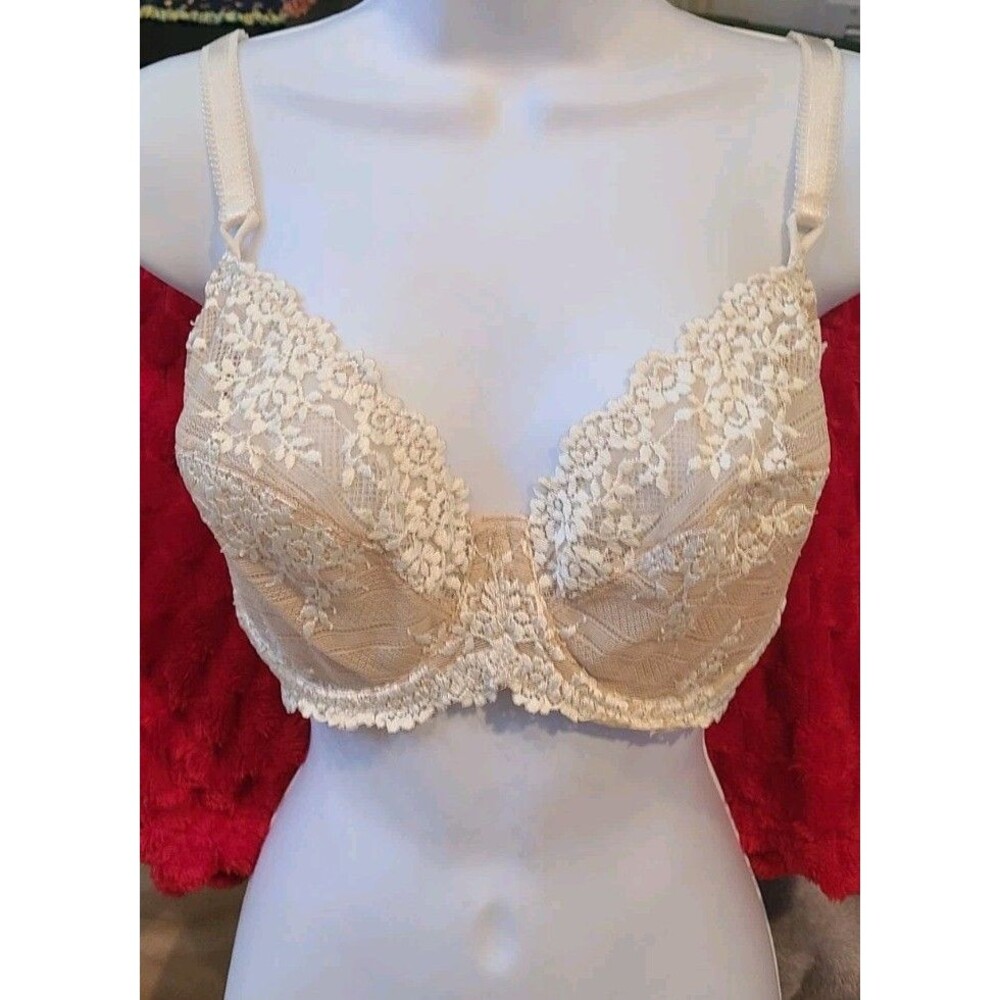 Wacoal Women's Always Composed  Bra 61049 -Beige Size 36DD